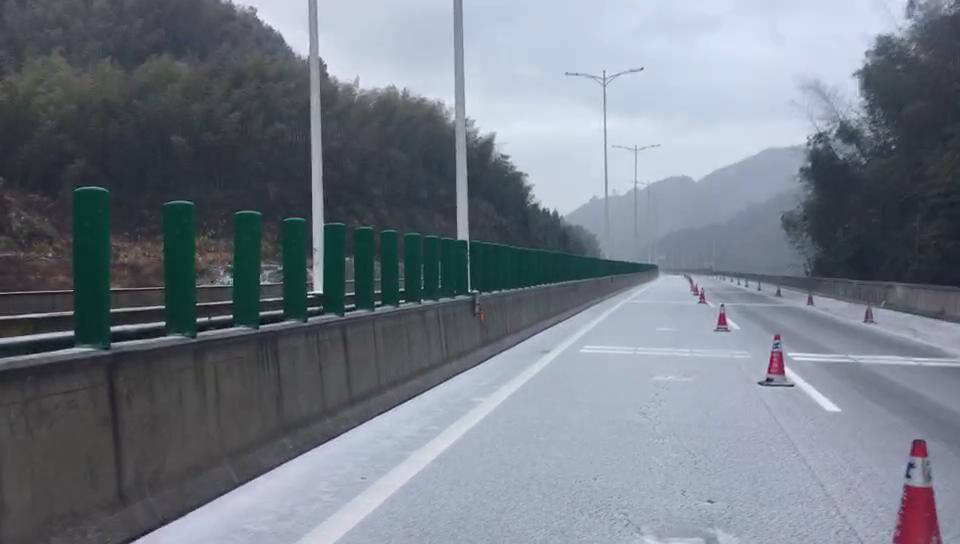 2018年广东第二场雪，落户清远连州南风坳