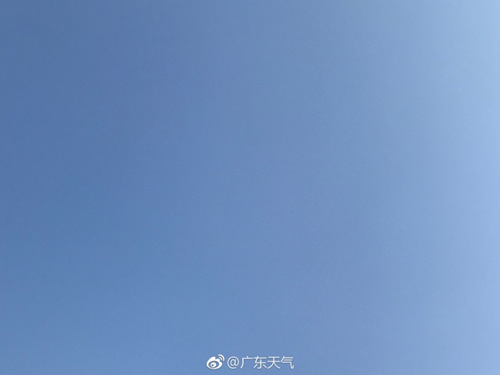 气温回升 早晨多雾