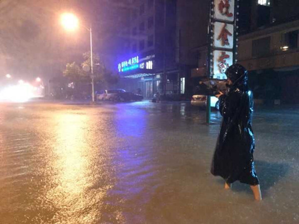 气象资讯|“苗柏”已登陆深圳大鹏半岛沿海地区