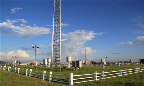 综合消息|雨后彩虹装点开平气象观测场