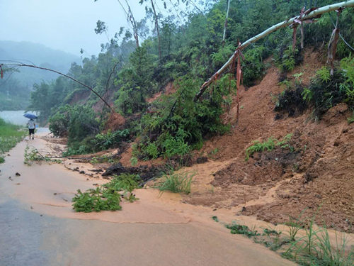 综合消息|受台风“艾云尼”影响 广东多地受灾严重