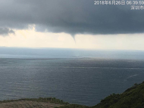 综合消息|深圳市天文台近海惊现“龙吸水”