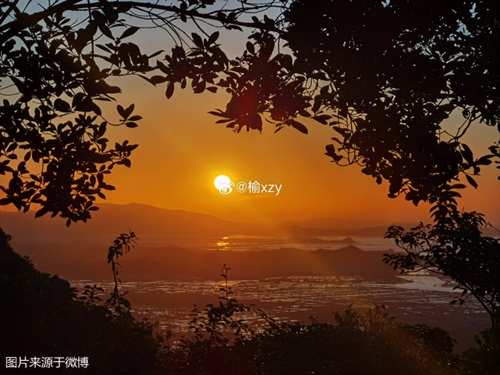 82c3263fgy1htrnybi2itj235s2dcb2a.jpg